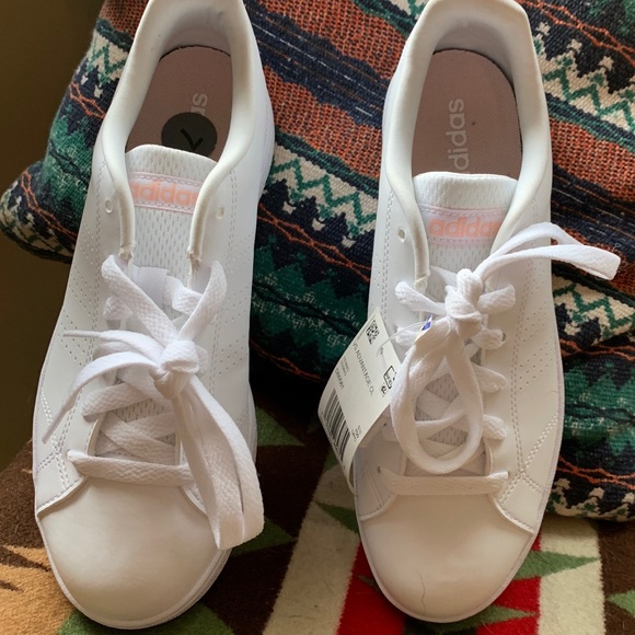Adidas Advantage White Sneakers/ Out of Stock - Picture 3 of 4